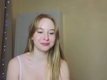 webcam girl light__fury live cam image #7958179