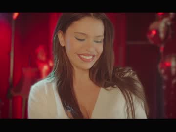 webcam girl rougeoud live cam image #8169661