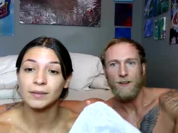 webcam couple jennaxbarry live cam image #10032712