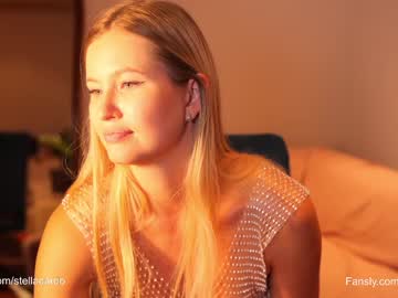webcam girl stella_and_stephan live cam image #3163758