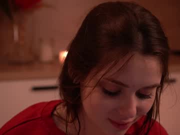 webcam girl scarletmore live cam image #12602173
