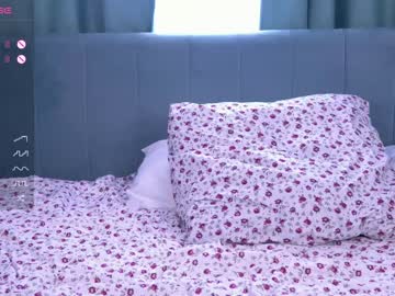 webcam girl cinacramby live cam image #8585773