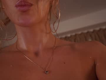 webcam girl heybanan live cam image #11312977