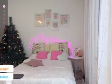 webcam girl maya_blonde18 live cam image #11559348