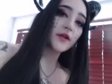 webcam girl charlotte_germanotta_ live cam image #7287136