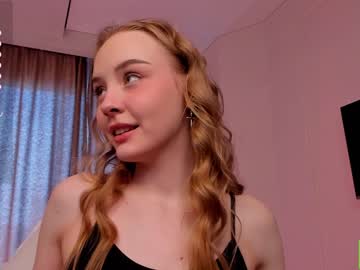 webcam girl lissa_meooow live cam image #8780619