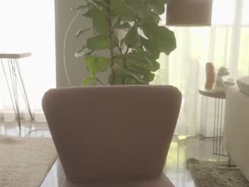 webcam girl emma_lu1 live cam image #12723347