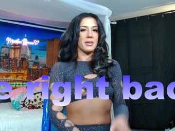 webcam girl siclianprincess live cam image #12533648