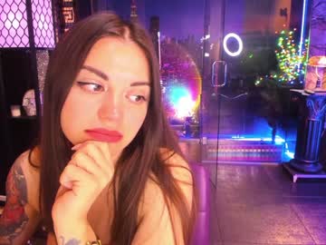 webcam girl alma_pearl live cam image #4239113