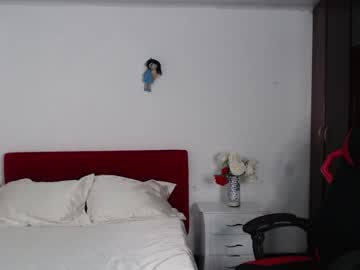 webcam girl cuteisagomez live cam image #5055701