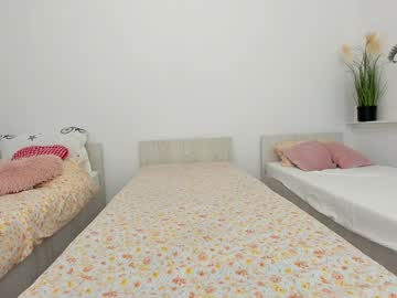 webcam girl ehotlovea live cam image #12870399