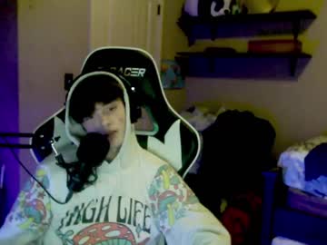 webcam man 2kblip live cam image #4448106