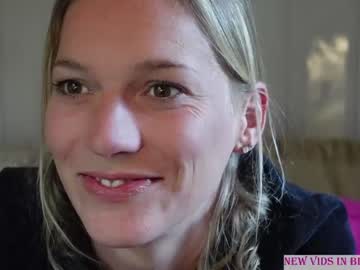 webcam couple joannadea live cam image #7850434