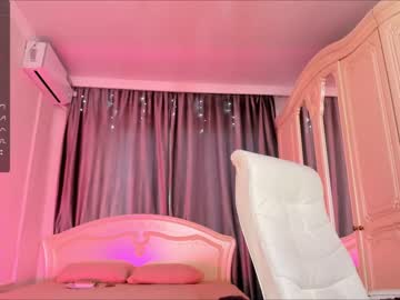 webcam girl mia_mei_ live cam image #8135074