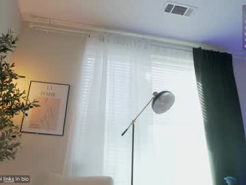 webcam girl myliss live cam image #11122477