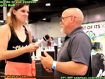 webcam couple honeyand_thebear live cam image #3649546