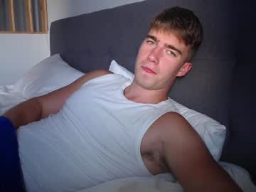 webcam man megamaxxxl live cam image #10358828