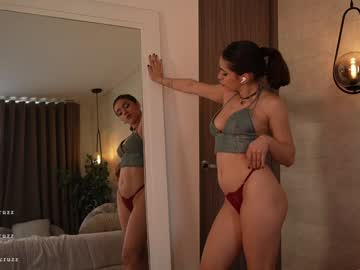 webcam girl mariannacruzz live cam image #12381960