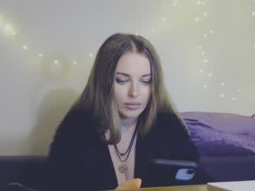 webcam girl petit_kaka live cam image #874088