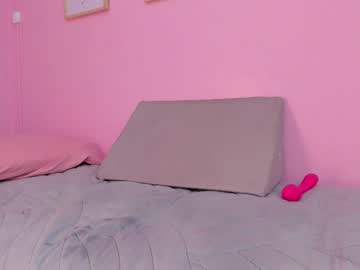 webcam girl little_effy18_ live cam image #12733868