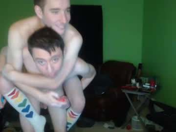 webcam man 2gaymers live cam image #2782839