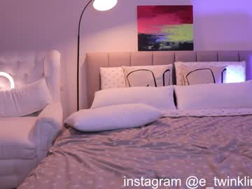 webcam girl ella_twinkle live cam image #7421012