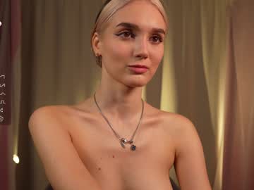 webcam girl aurora_the_ballerina live cam image #9946789