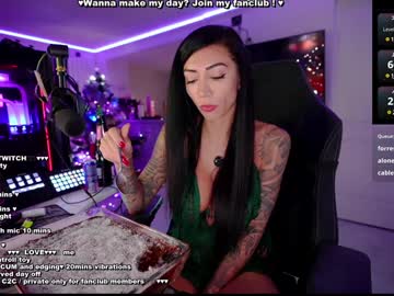 webcam girl evelyne92 live cam image #11463726