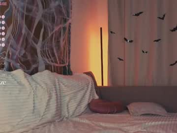 webcam girl lizzy_blaze live cam image #7338350