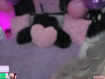 webcam girl crimsonkitten live cam image #12250040