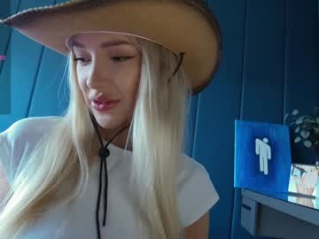 webcam girl kriss0leoo live cam image #9835595
