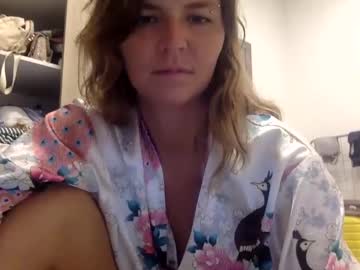 webcam girl meowbaby1000 live cam image #10775293