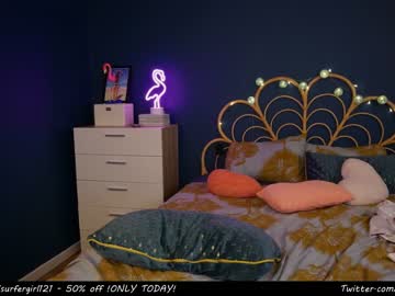webcam girl surfergirl121 live cam image #5770099