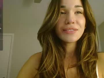 webcam girl valerie_james3 live cam image #9834605