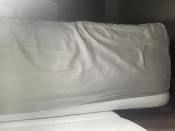 webcam man tangerineape live cam image #8066013
