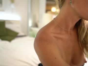 webcam girl imrealsugar live cam image #10067551