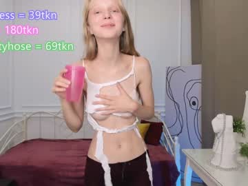 webcam girl jenny_ames live cam image #3564628