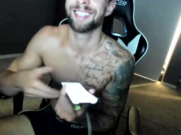 webcam man theufcfan_8181 live cam image #4055109