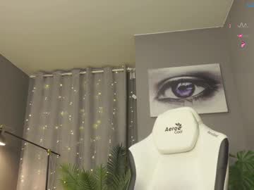 webcam girl meganiex live cam image #12824871