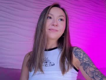 webcam girl iam_casey live cam image #11021476