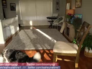 webcam girl leahsunshine live cam image #1698186