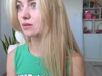 webcam girl brilliantvictoria live cam image #12125091