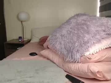 webcam girl skytime96 live cam image #8760686