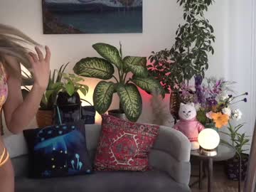 webcam girl beyllove_d live cam image #2413639