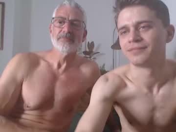 webcam man camdoattitude live cam image #9608391
