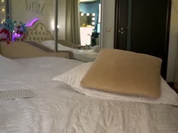 webcam girl oh_julie live cam image #9918960