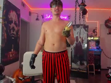 webcam man thejohnnystone live cam image #3775426