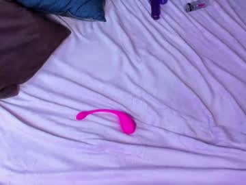 webcam girl _servuss_ live cam image #2015299