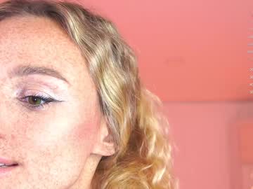 webcam girl artease live cam image #8021426