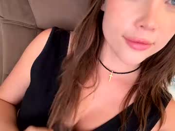 webcam girl bitter_moon live cam image #10025257